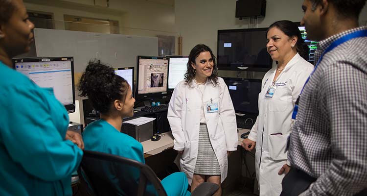 Dr. Anu Singh and Fellow Dr. Gabriella Tantillo making Epilepsy Rounds with the neurology team